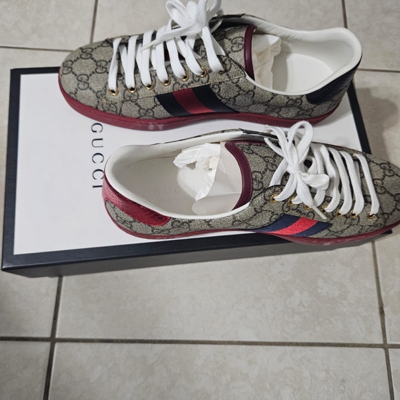 Authentic men gucci sneaker - Picture 2 of 5